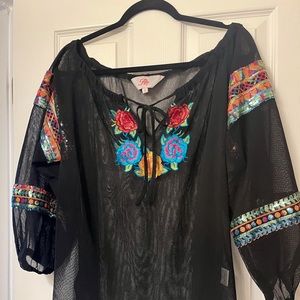 Nwot. ROJA collection top beautiful